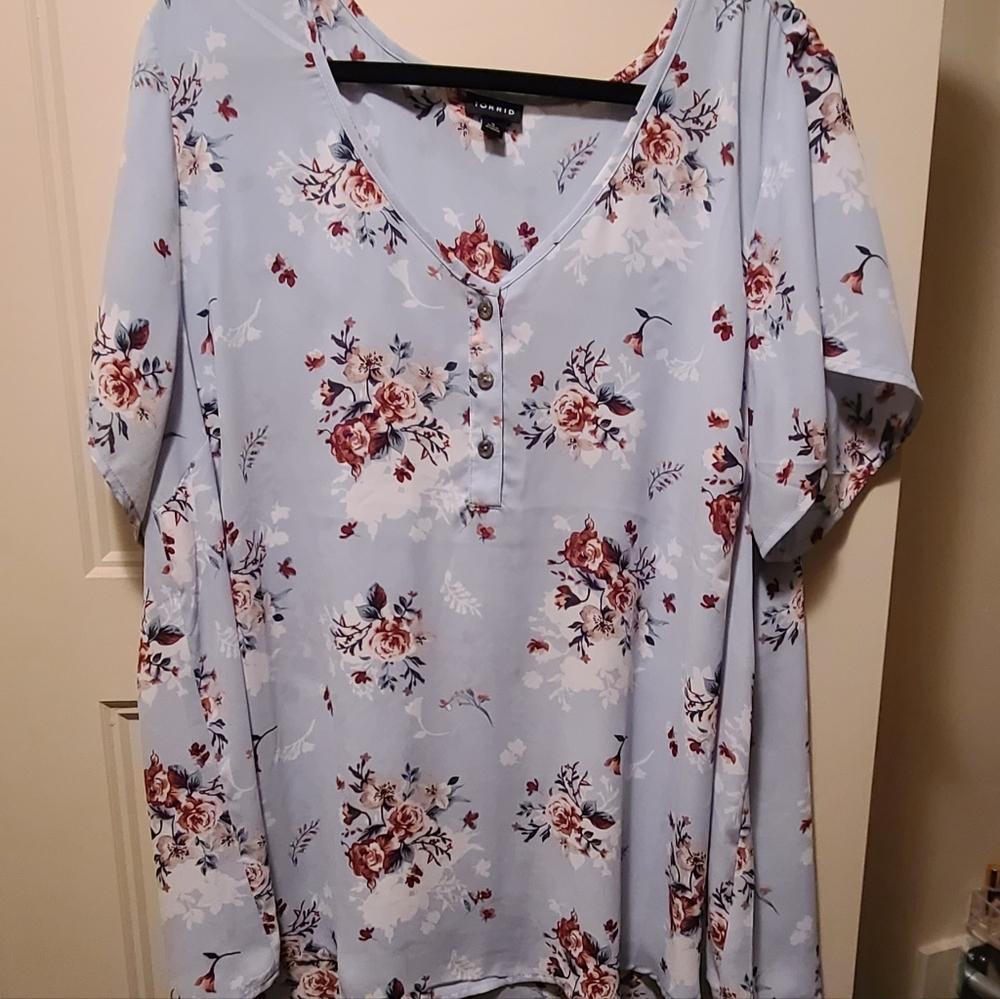 Torrid floral top